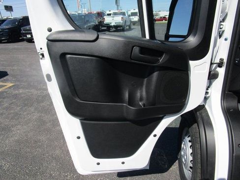 Used 2024 RAM ProMaster 2500 w/ Power Group FWD image 11