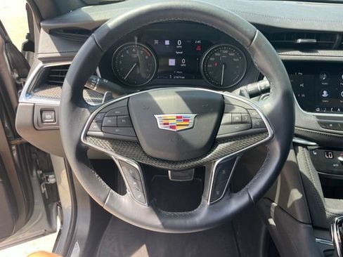 Used 2024 Cadillac XT5 Sportv w/ Technology Package AWD/4WD image 20