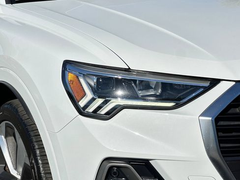 Used 2020 Audi Q3 2.0T Premium Plus w/ Premium Plus Package image 11