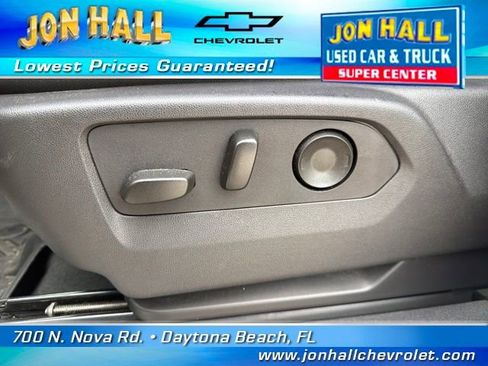 Used 2024 Chevrolet Silverado 1500 LT Trail Boss w/ Convenience Package II image 22