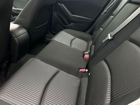 Used 2015 MAZDA MAZDA3 i Touring image 5