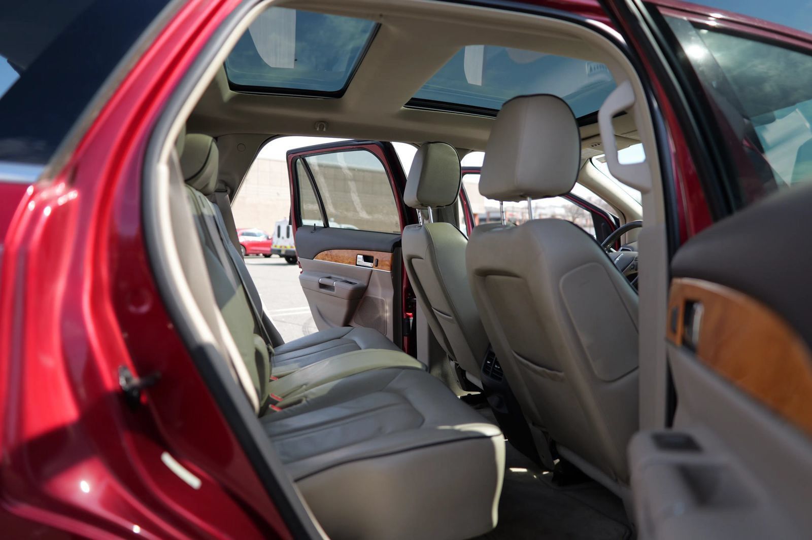 Used 2013 Lincoln MKX AWD image 29