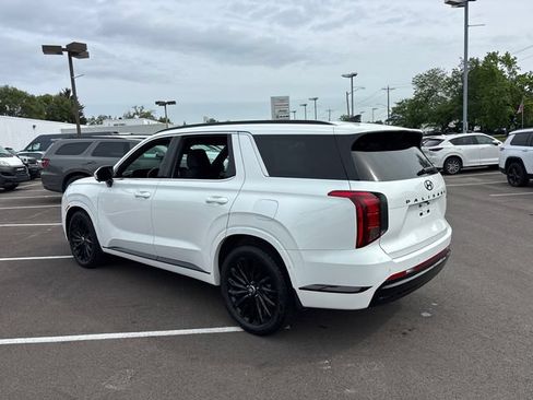 Used 2024 Hyundai Palisade Calligraphy AWD/4WD image 4