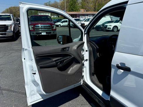 Used 2019 Ford Transit Connect XL FWD image 13