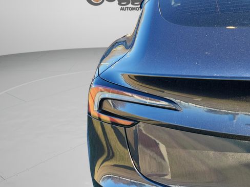 Used 2025 Tesla Model 3 Long Range image 14