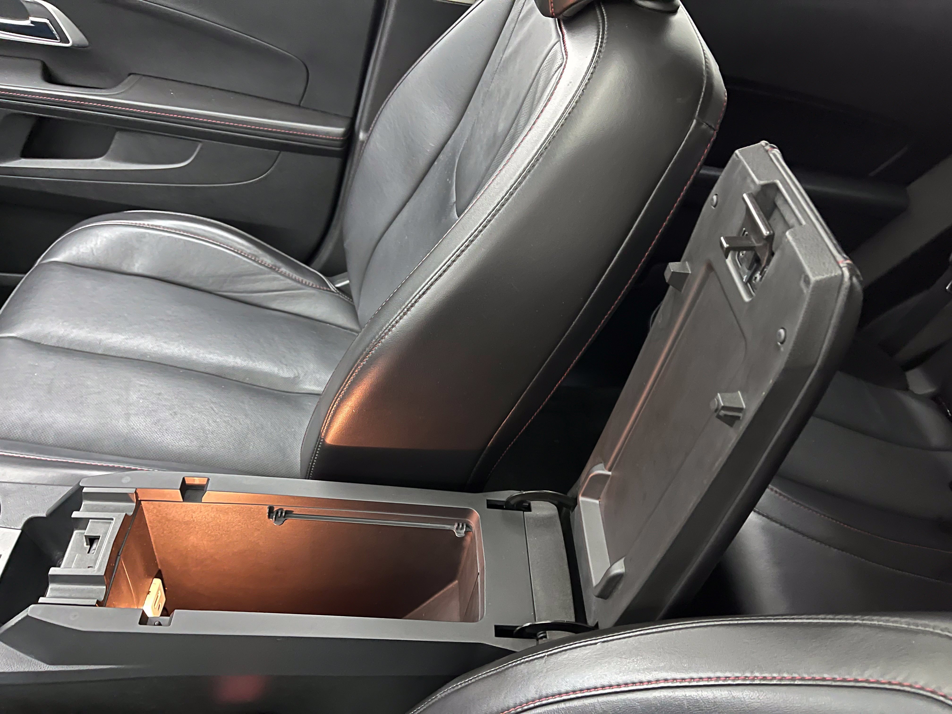 Used 2015 Chevrolet Equinox LTZ FWD image 32