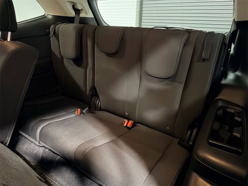 Used 2024 Subaru Ascent Premium image 14