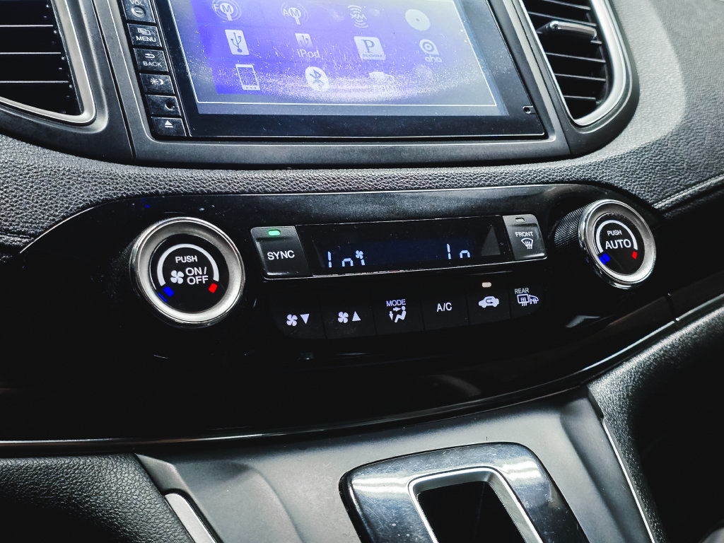 Used 2016 Honda CR-V Touring image 29