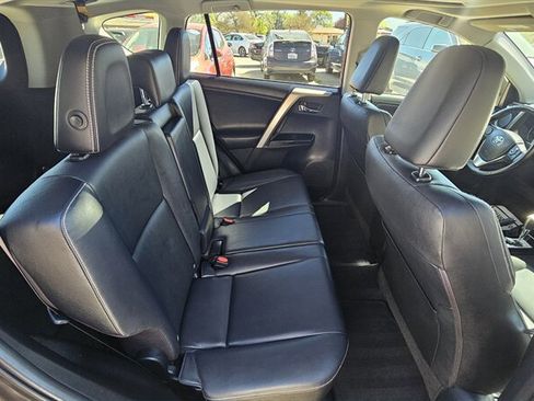 Used 2016 Toyota RAV4 Limited image 6