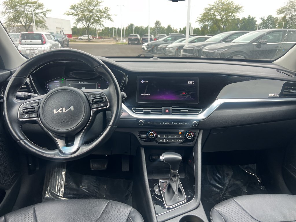 Certified 2022 Kia Niro EX Premium FWD image 12