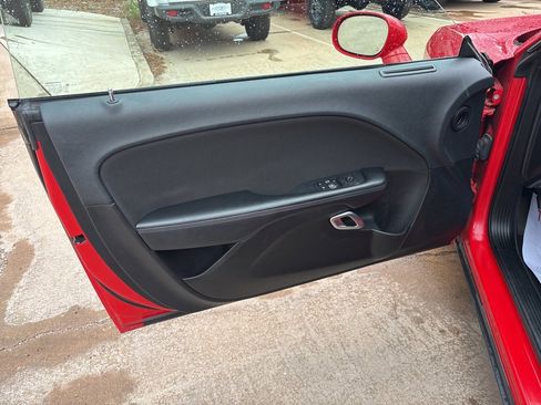 Certified 2022 Dodge Challenger GT image 13