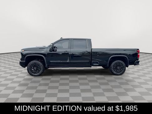 Used 2024 Chevrolet Silverado 2500 High Country w/ High Country Premium Package AWD/4WD image 8
