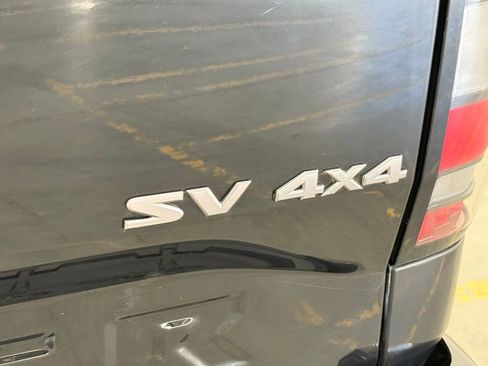 Used 2023 Nissan Frontier SV image 79