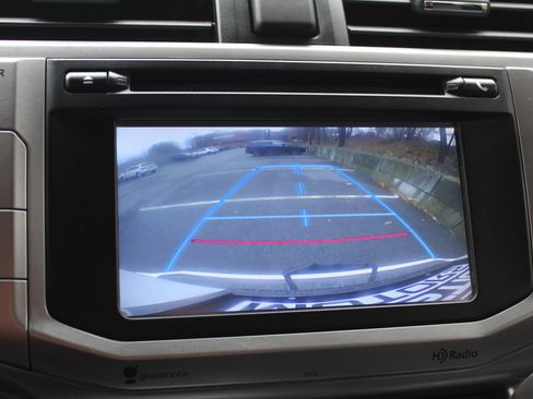 Used 2015 Toyota 4Runner SR5 image 35