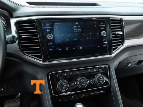 Used 2018 Volkswagen Atlas SEL AWD/4WD image 65