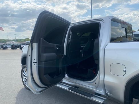 Used 2019 GMC Sierra 1500 SLT w/ SLT Premium Plus Package image 27