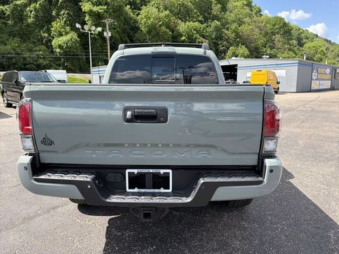 Used 2021 Toyota Tacoma TRD Pro AWD/4WD image 5