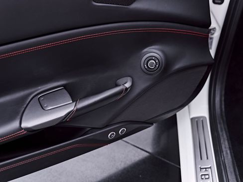Used 2018 Ferrari 488 GTB RWD image 46