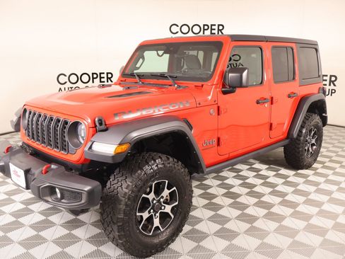Used 2024 Jeep Wrangler Unlimited Rubicon w/ Technology Group AWD/4WD image 11