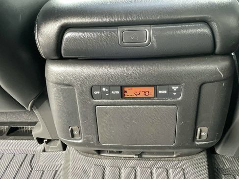Used 2020 Nissan Armada SL w/ Premium Package image 13