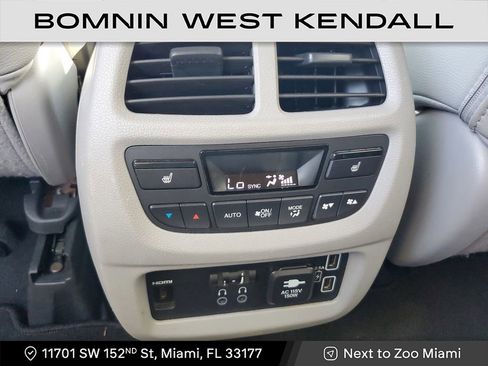 Used 2019 Honda Pilot Touring image 18