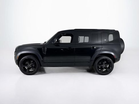 Used 2023 Land Rover Defender 110 X-Dynamic SE AWD/4WD image 2