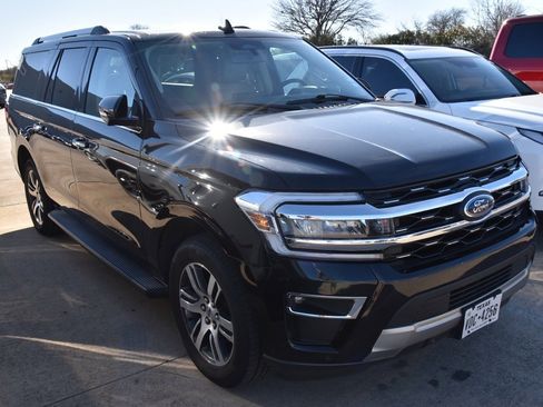 Used 2024 Ford Expedition Max Limited image 4