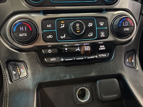 Used 2015 Chevrolet Tahoe LT AWD/4WD image 23