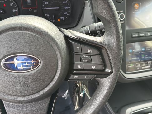 Used 2024 Subaru Crosstrek 2.0i w/ Crosstrek Mirror Package AWD/4WD image 18