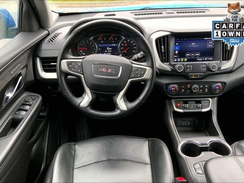 Used 2024 GMC Terrain SLT image 5