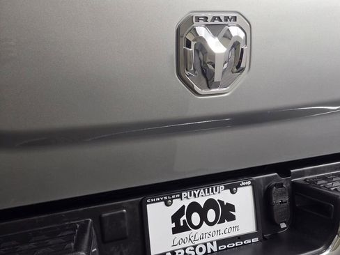 Used 2024 RAM 3500 Big Horn image 16