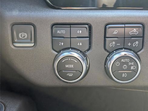 Used 2023 GMC Sierra 1500 SLT w/ SLT Premium Package image 26