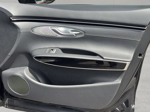 Certified 2026 Genesis GV70 2.5T AWD/4WD image 33