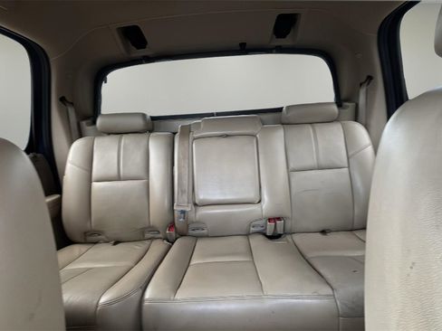 Used 2013 Chevrolet Avalanche LT w/ All-Star Edition image 12