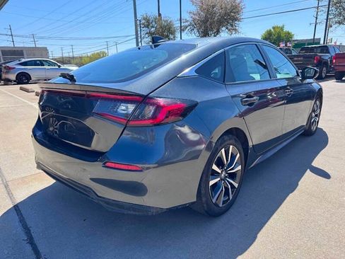 Used 2024 Honda Civic EX-L image 5