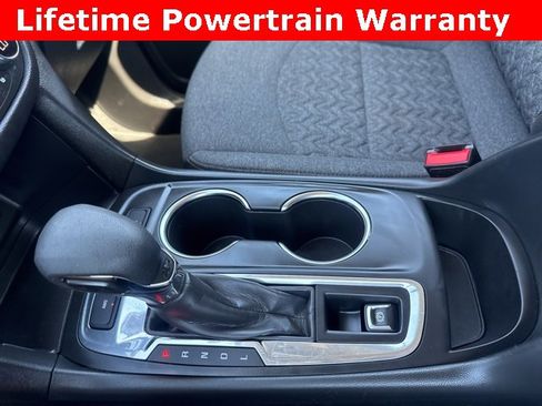 Used 2024 Chevrolet Equinox LT image 21