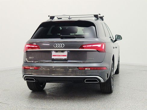 Used 2023 Audi Q5 2.0T Premium w/ Convenience Package AWD/4WD image 6