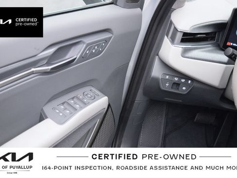 Certified 2024 Kia EV9 Land w/ Towing Package AWD/4WD image 28