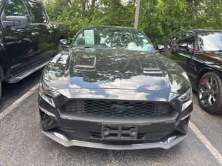 Used 2020 Ford Mustang Coupe RWD video 2