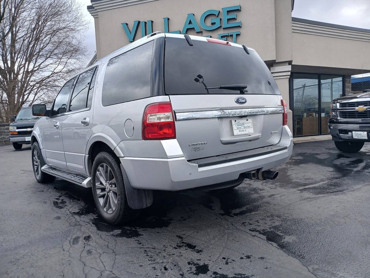Used 2016 Ford Expedition Limited AWD/4WD image 7