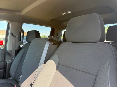 Used 2022 Chevrolet Silverado 1500 RST AWD/4WD image 16