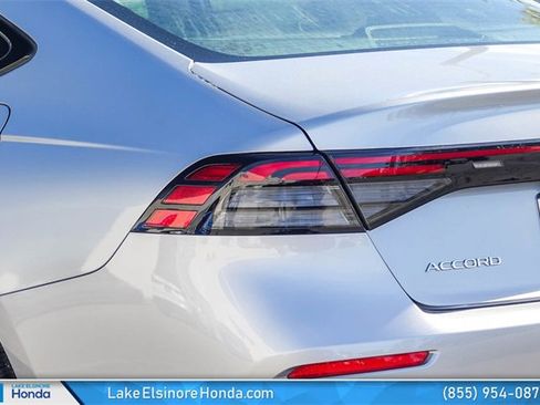 Certified 2025 Honda Accord SE image 12