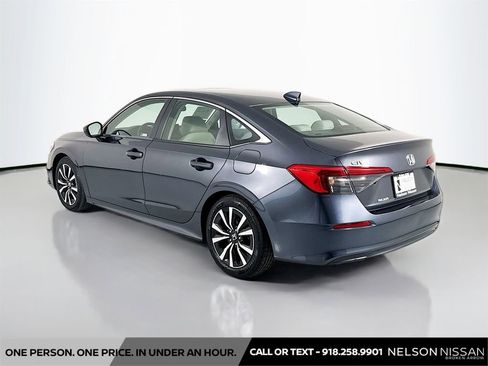Used 2023 Honda Civic EX image 7