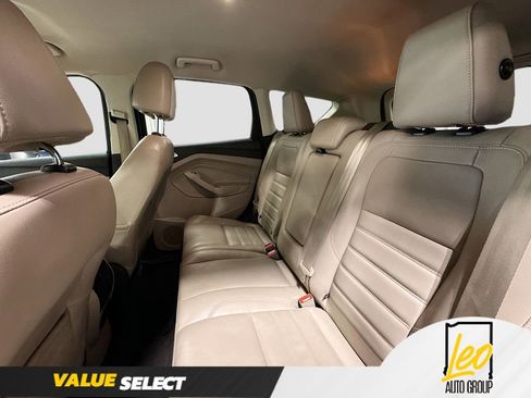Used 2017 Ford Escape SE w/ SE Leather Comfort Package FWD image 24
