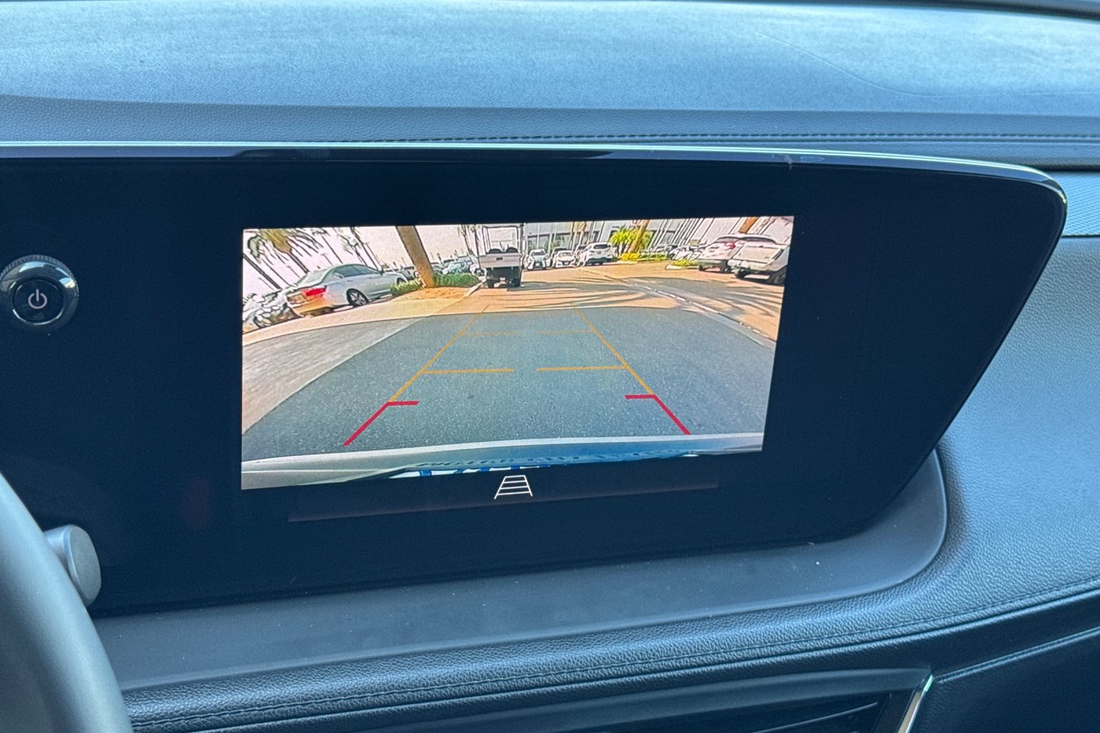 Used 2024 Buick Encore GX Preferred FWD image 23