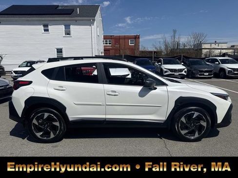 Used 2024 Subaru Crosstrek 2.5i Limited image 3