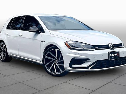 Used 2018 Volkswagen Golf R 4-Door AWD/4WD image 3