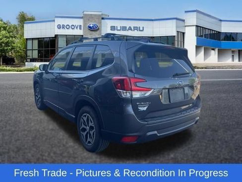 Certified 2024 Subaru Forester Premium AWD/4WD image 3