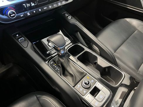 Used 2022 Kia Telluride S AWD/4WD image 26