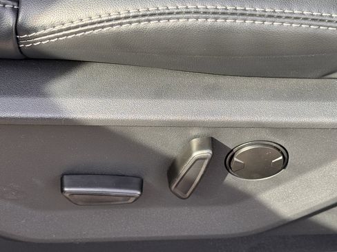 New 2026 Ford Expedition Platinum image 11